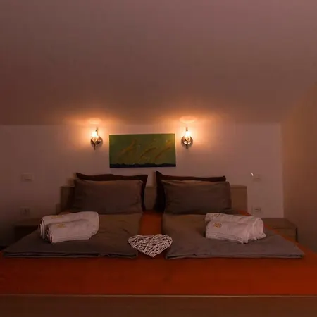 And Hisa Sonca Hiša za goste Kobarid